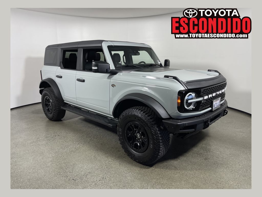 2022 Ford Bronco 4 Door Wildtrak 4WD photo