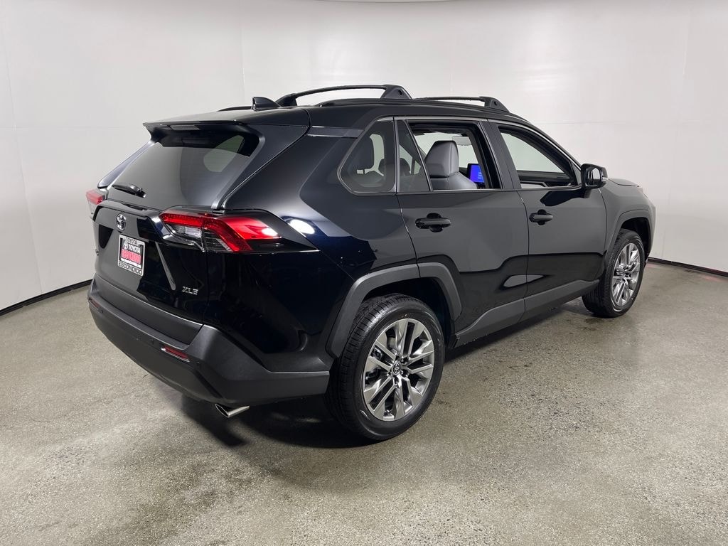 New 2025 Toyota RAV4 XLE Premium XLE PREM FWD SUV