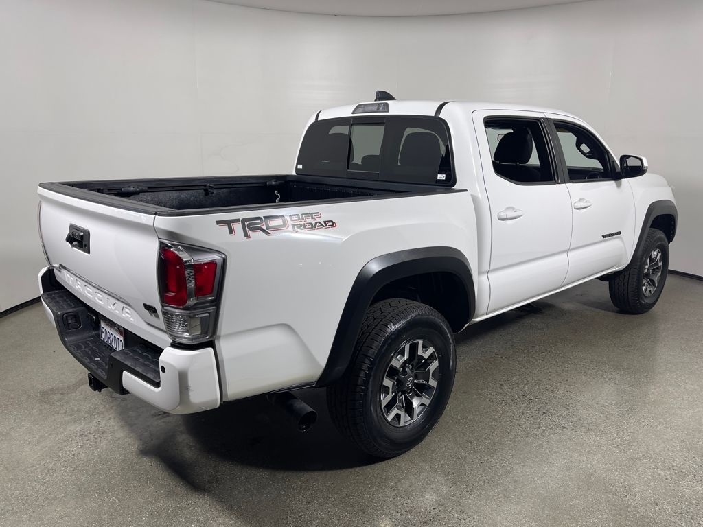 2023 Toyota Tacoma SR5 photo 3