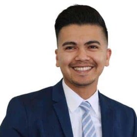 Staff member Lee Olague from ID_0593d0b82112