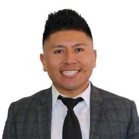 Staff member Lorenzo Maldonado from ID_a4f8b8f8d1f8