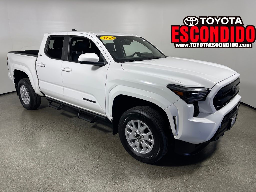 2024 Toyota Tacoma SR5's photo