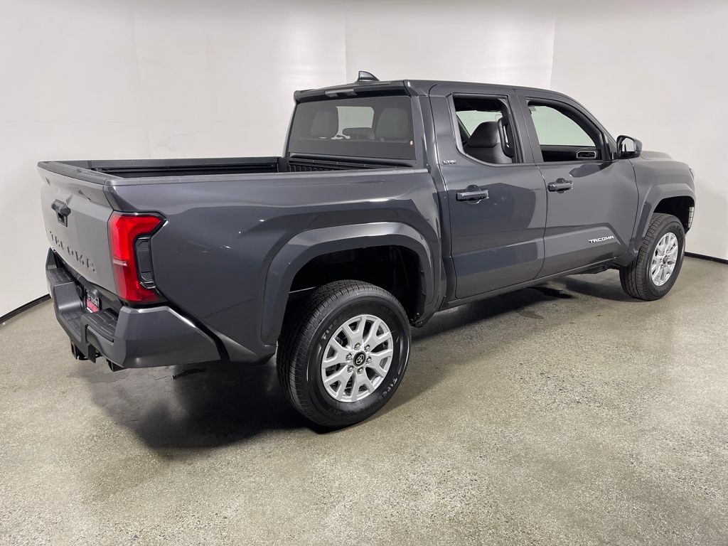 2026 Toyota Tacoma SR5 4x4 Double Cab photo 3