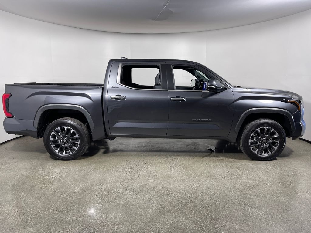 New 2026 Toyota Tundra Limited LIMITED CREWMAX 5.5