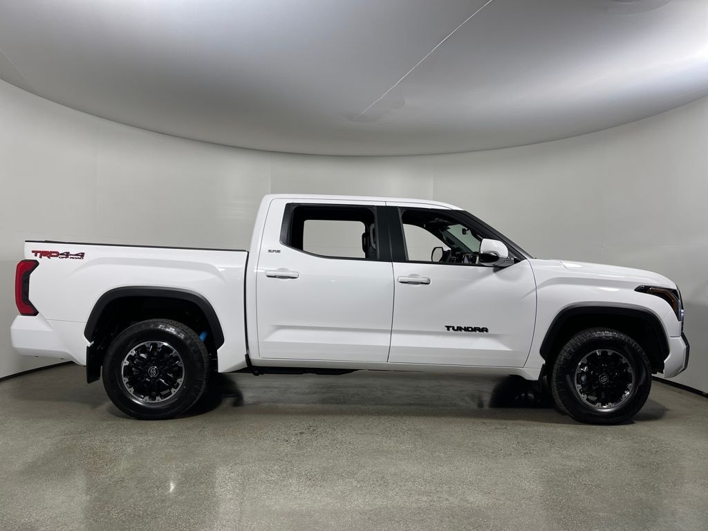 New 2026 Toyota Tundra SR5 SR5 CREWMAX 5.5