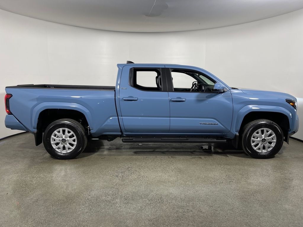 New 2026 Toyota Tacoma SR5 4X4 DBL CAB LONG BED