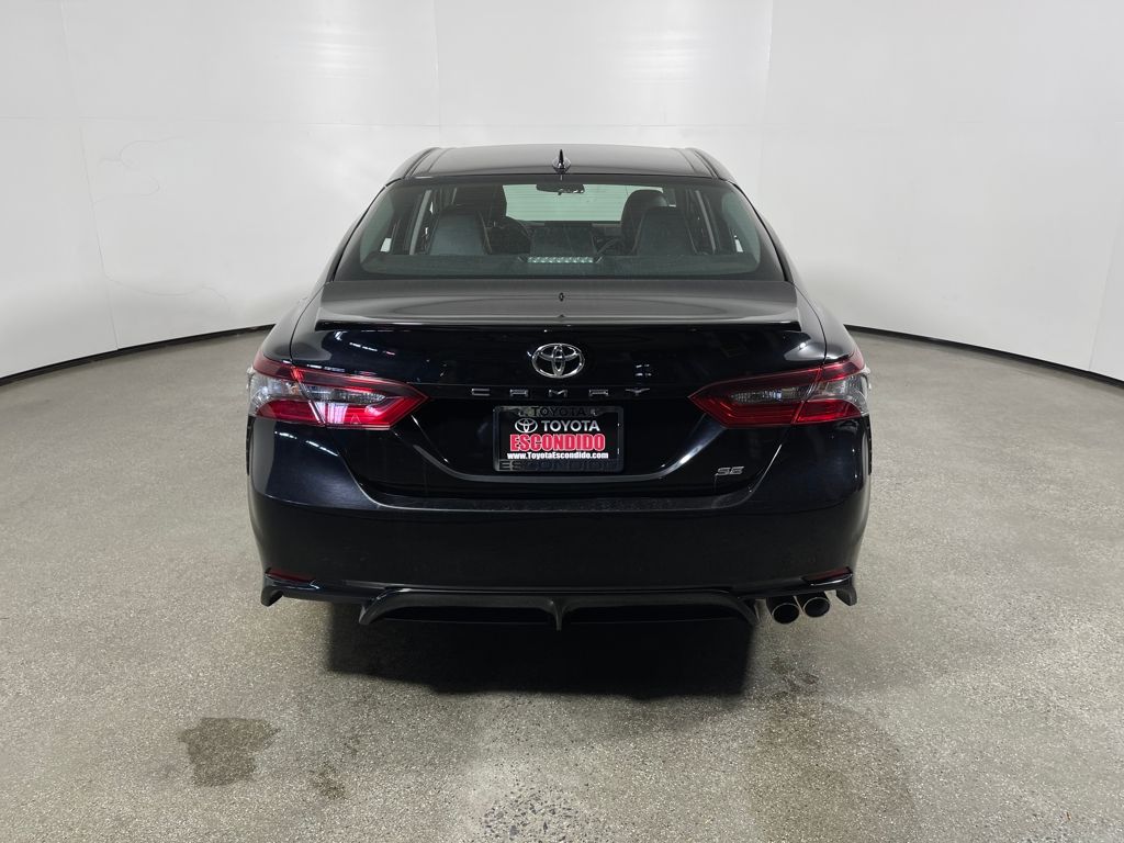 2023 Toyota Camry SE photo 4