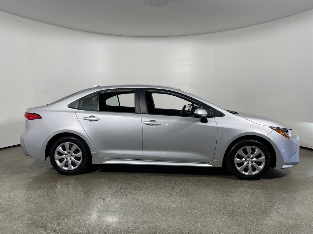Certified 2022 Toyota Corolla LE Sedan