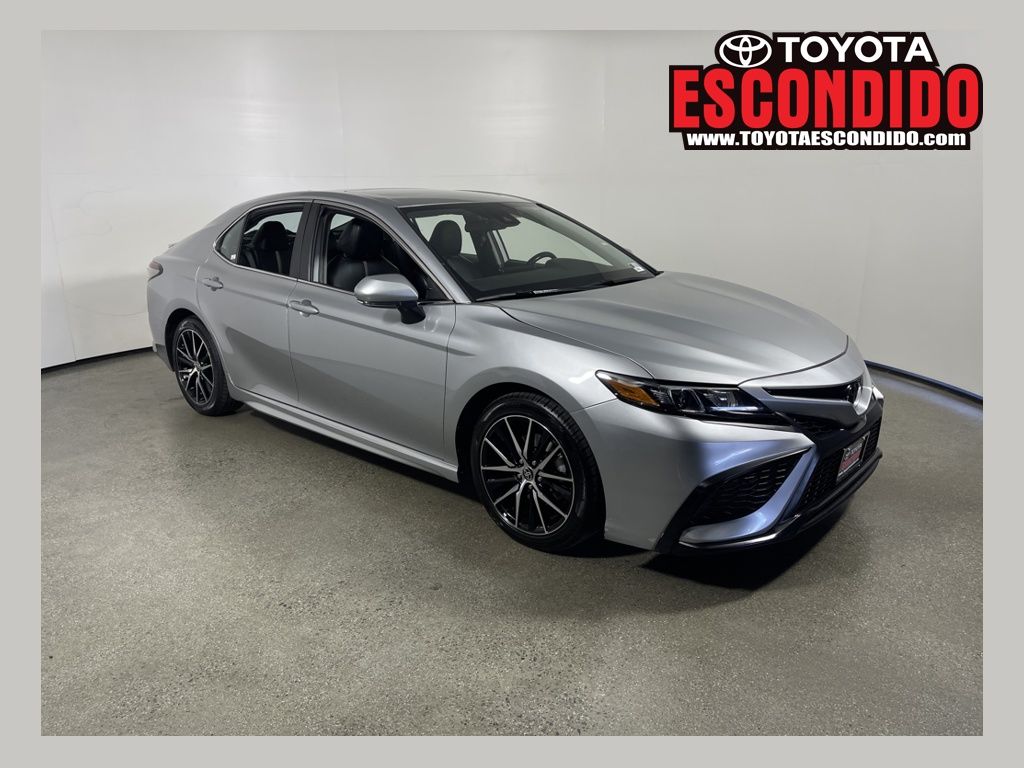 2024 Toyota Camry Sedan 