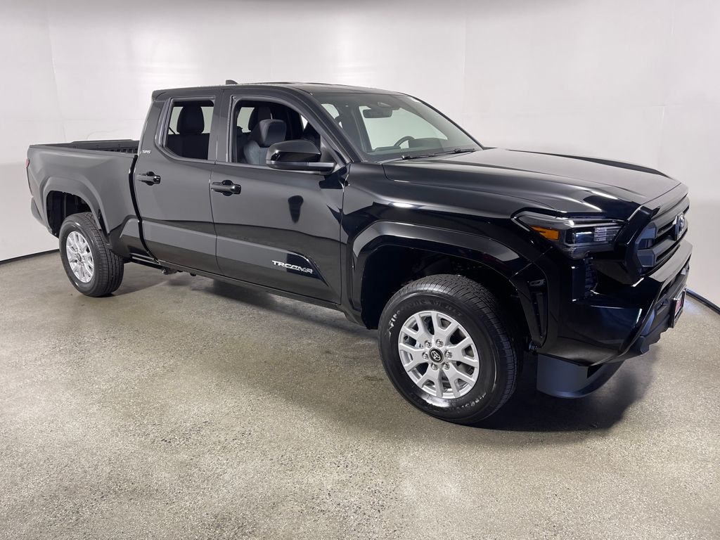 2026 Toyota Tacoma SR5's photo