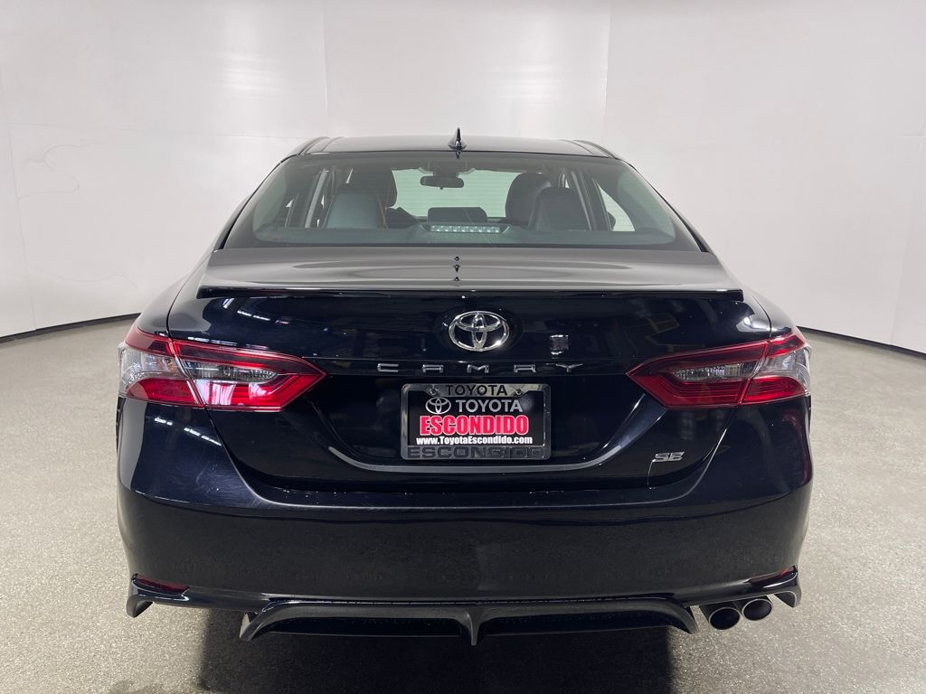2023 Toyota Camry SE photo 4