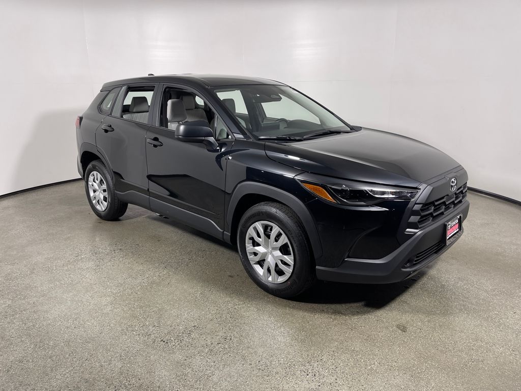 2026 Toyota Corolla Cross L's photo