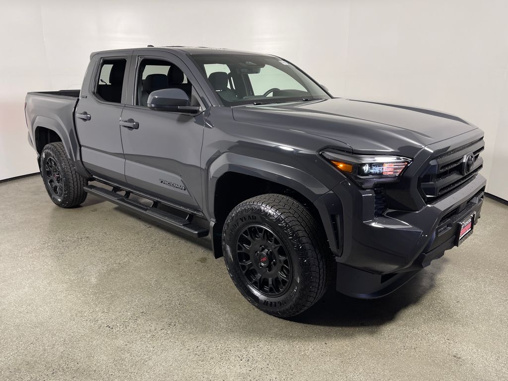 2026 Toyota Tacoma SR5's photo