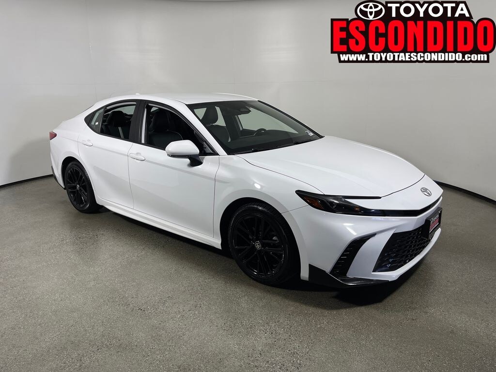 Used 2025 Toyota Camry SE Sedan