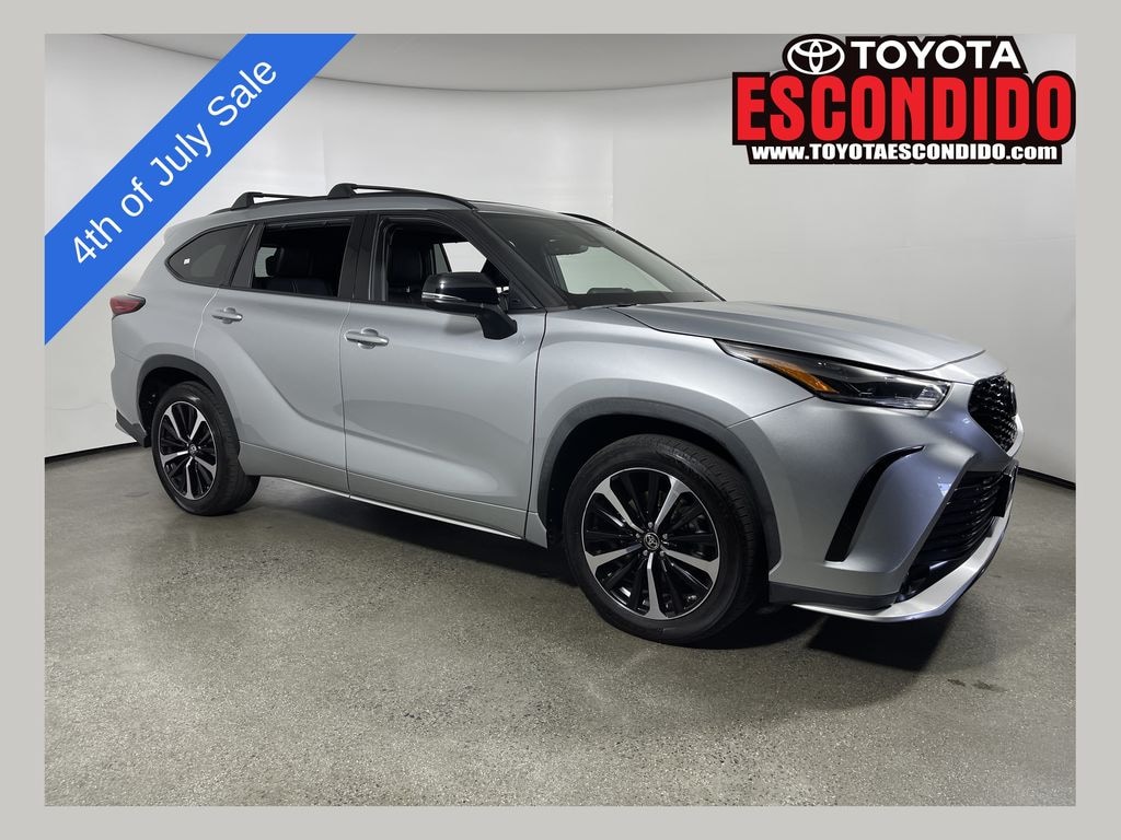 Used 2021 Toyota Highlander XSE SUV