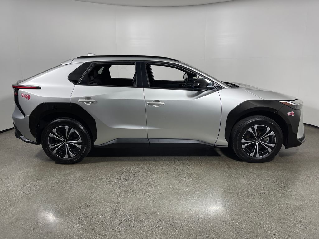 Used 2024 Toyota bZ4X XLE with VIN JTMAAAAA9RA041409 for sale in Escondido, CA