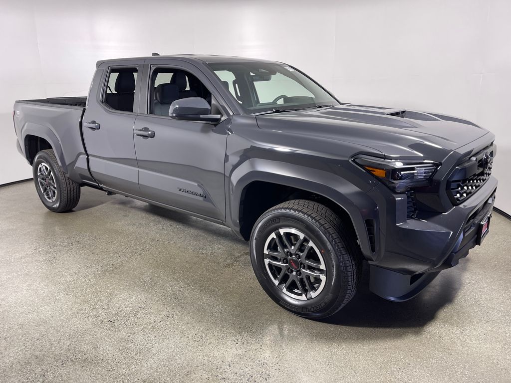 2026 Toyota Tacoma TRD Sport's photo