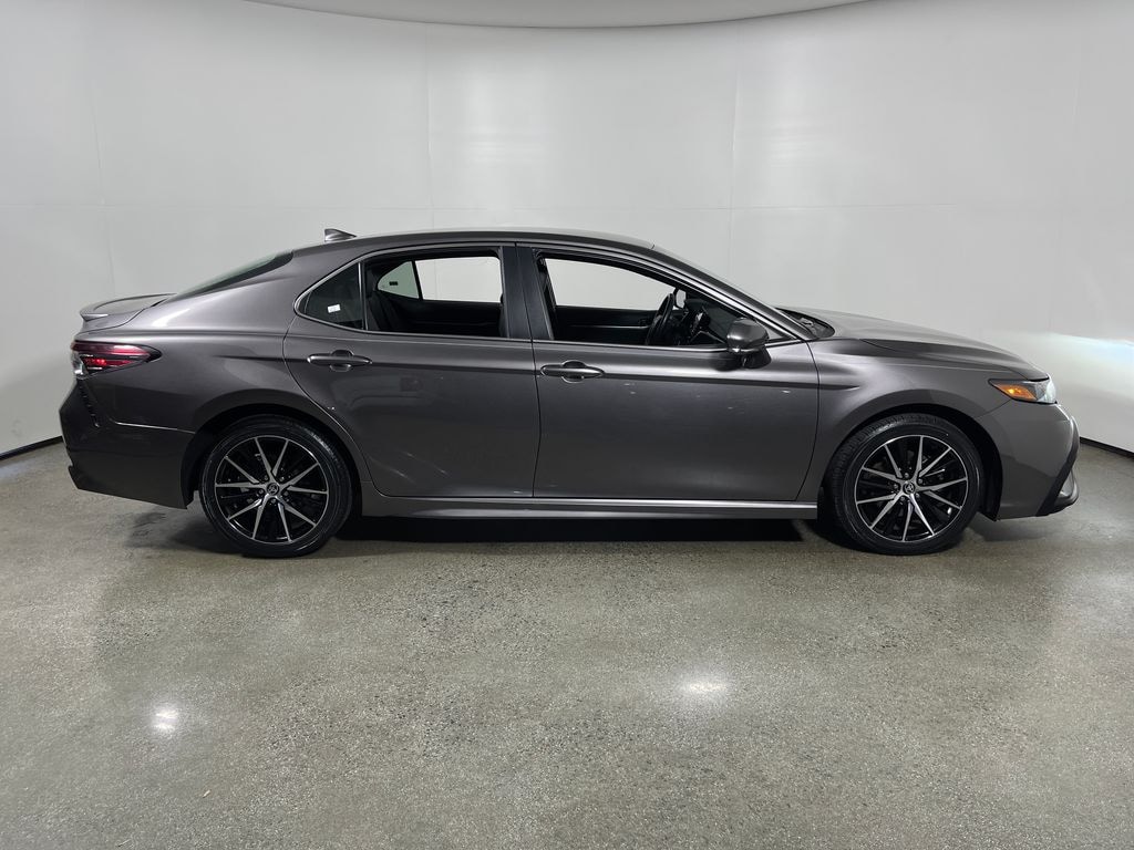 Certified 2022 Toyota Camry SE Sedan