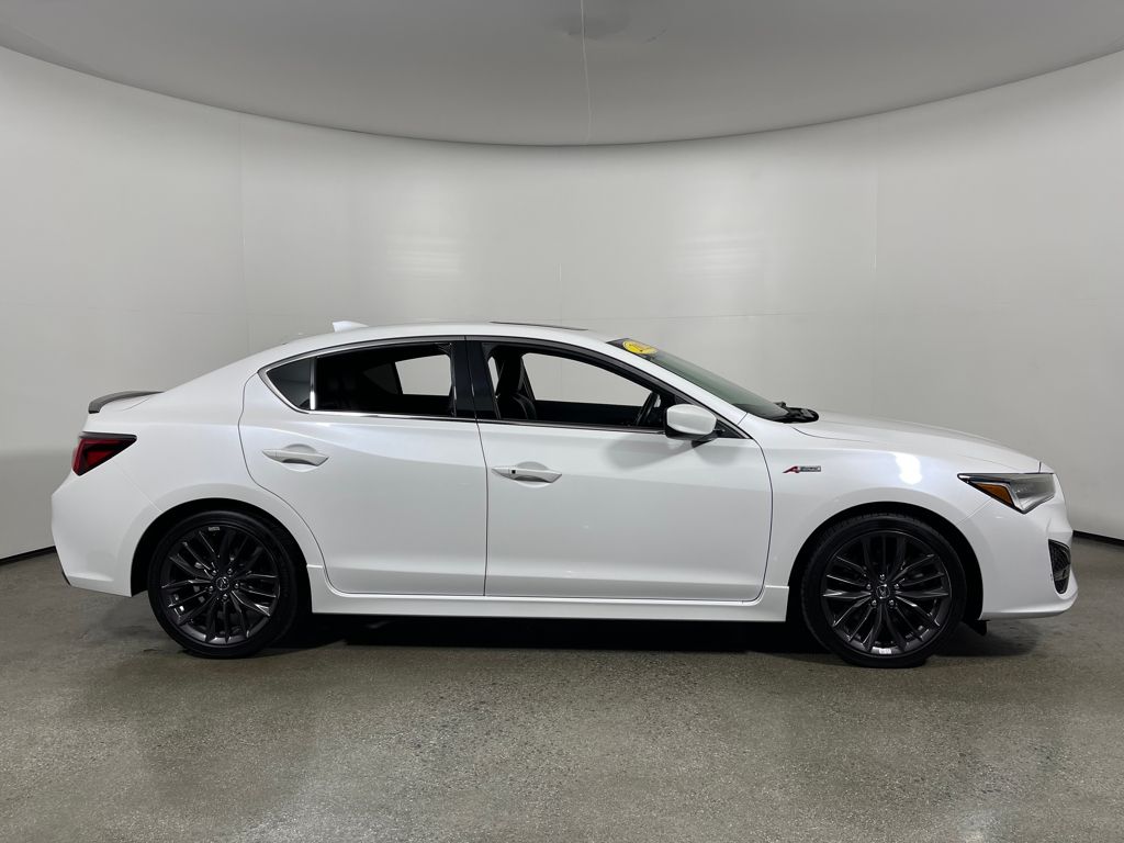 2022 Acura ILX Premium A-Spec photo 2