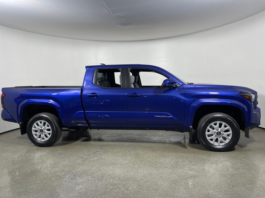New 2025 Toyota Tacoma SR5 4X4 DBL CAB LONG BED