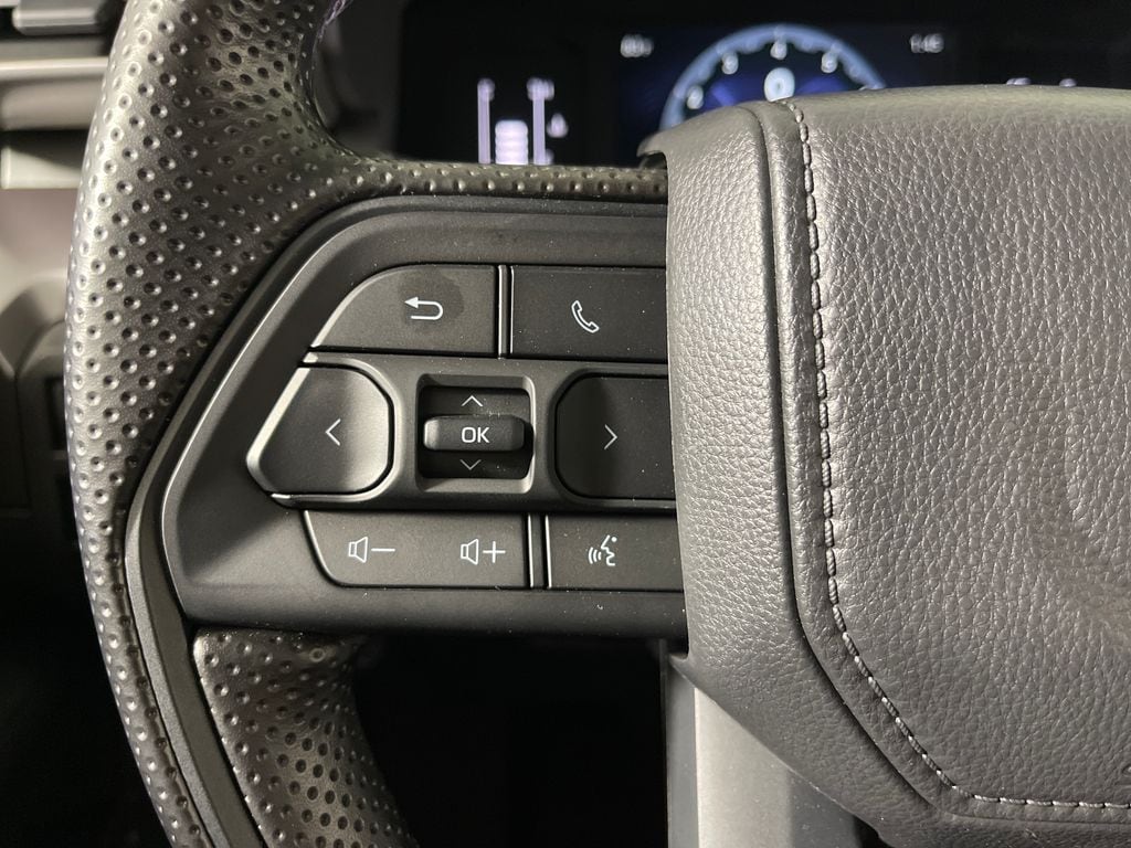 2026 Toyota Tacoma SR5 - Photo 26