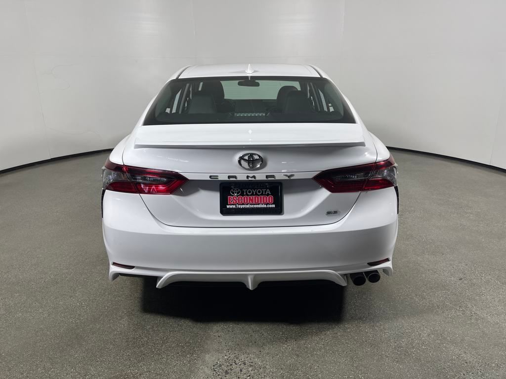 2023 Toyota Camry SE photo 4
