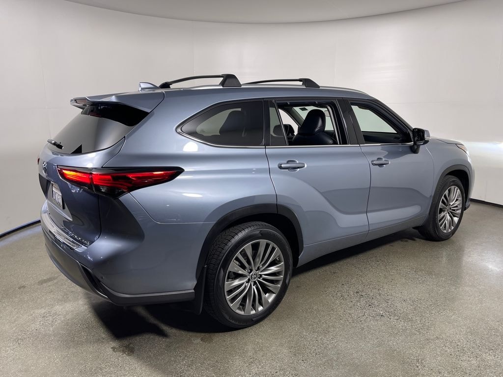 Certified 2022 Toyota Highlander Platinum SUV