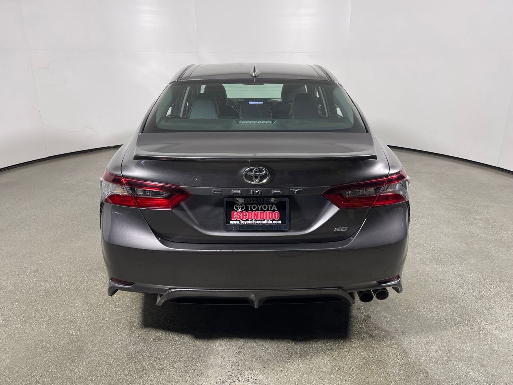 2023 Toyota Camry SE photo 4