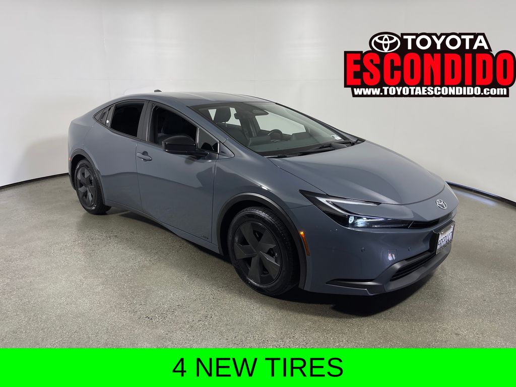 2024 Toyota Prius Hatchback 