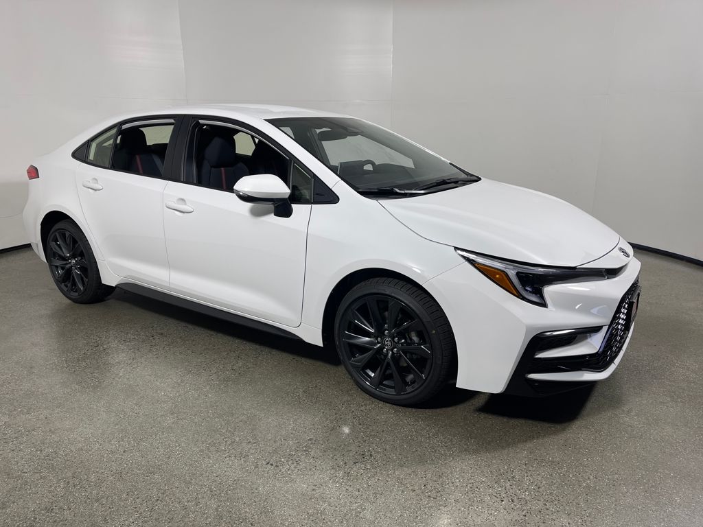 2026 Toyota Corolla SE's photo