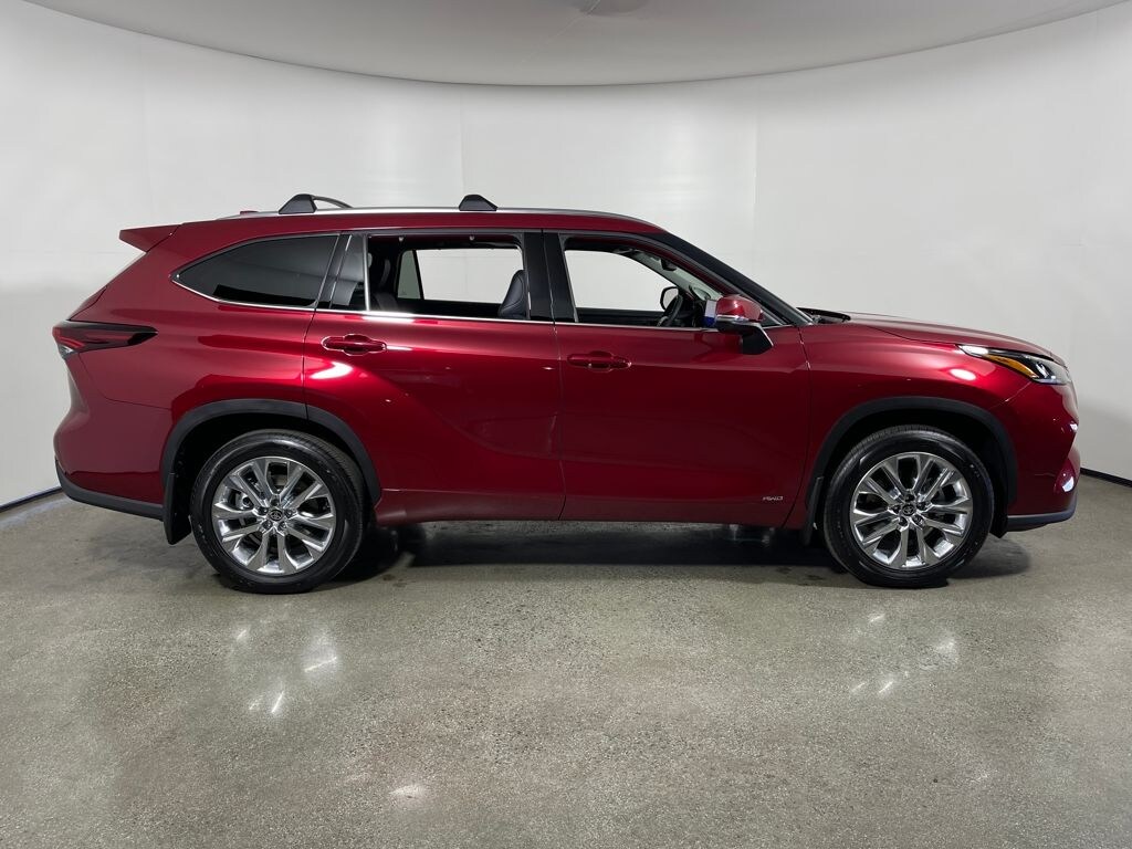 New 2026 Toyota Highlander Hybrid Limited LIMITED AWD