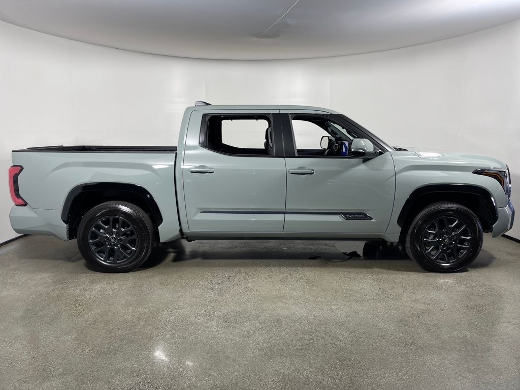 New 2026 Toyota Tundra i-FORCE MAX Platinum PLATINUM CREWMAX 5.5