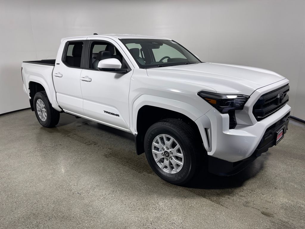 2026 Toyota Tacoma SR5's photo