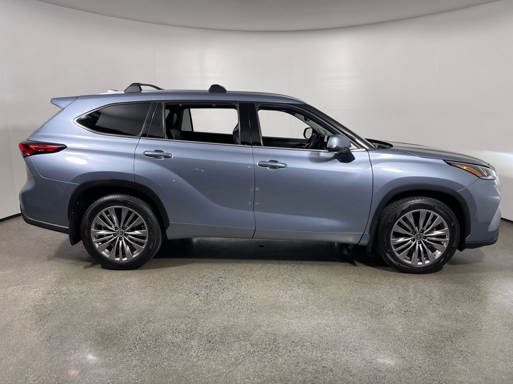 Certified 2022 Toyota Highlander Platinum SUV