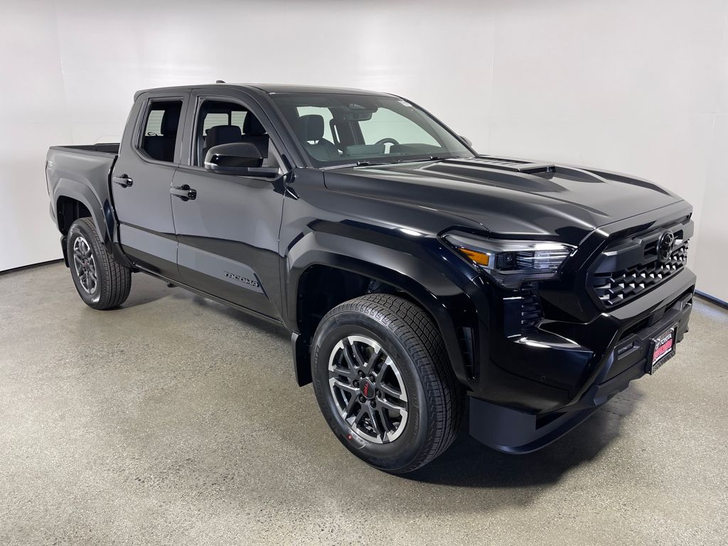 2026 Toyota Tacoma TRD Sport's photo