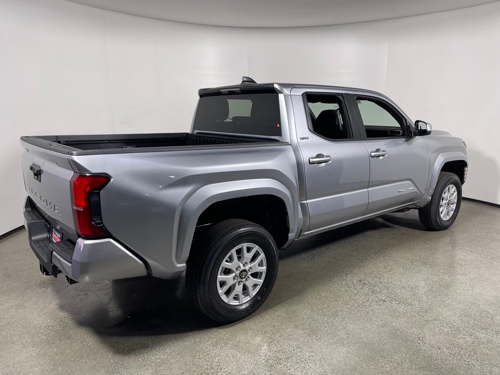 2025 Toyota Tacoma SR5 Double Cab photo 3