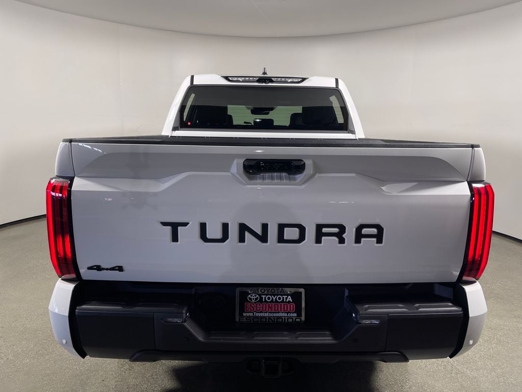 New 2026 Toyota Tundra Limited LIMITED CREWMAX 5.5