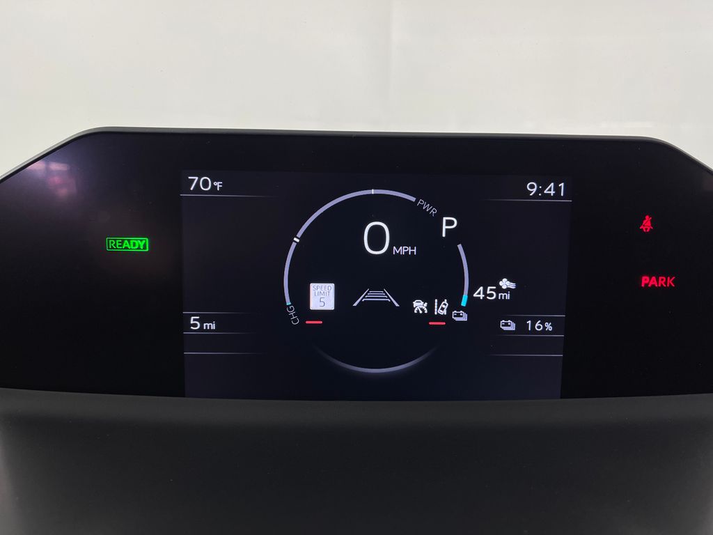2026 Toyota bZ Woodland Woodland Premium - Photo 17