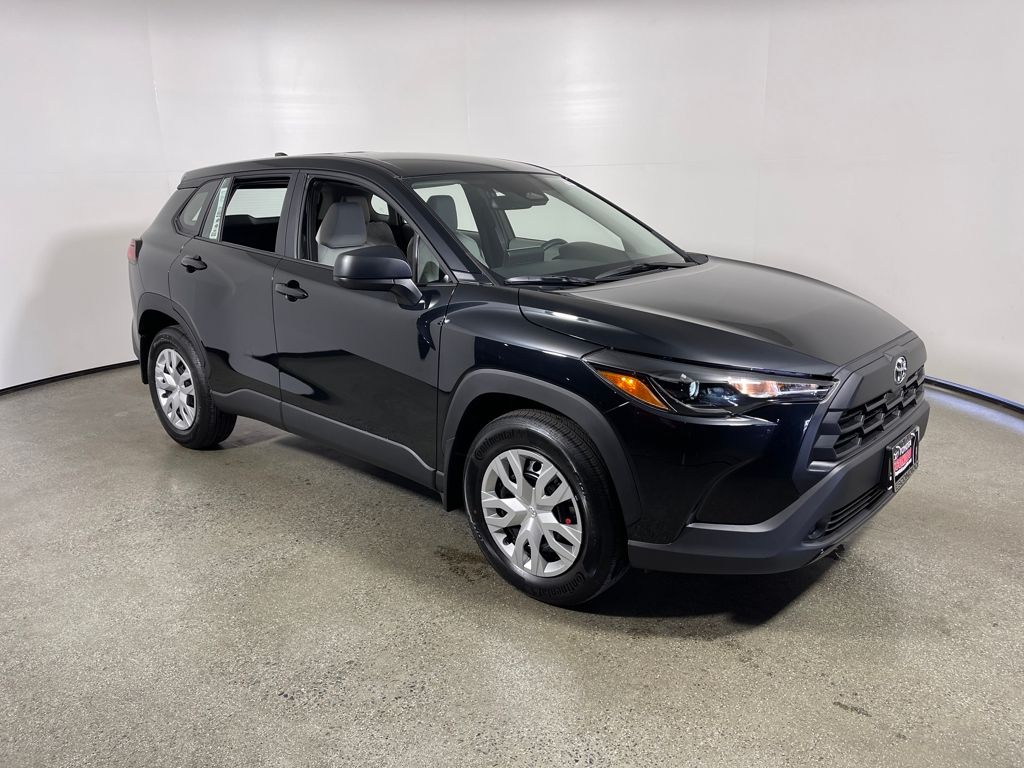 2026 Toyota Corolla Cross L's photo