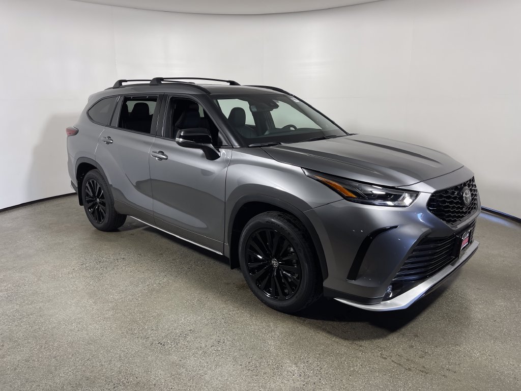 2026 Toyota Highlander XSE AWD 
