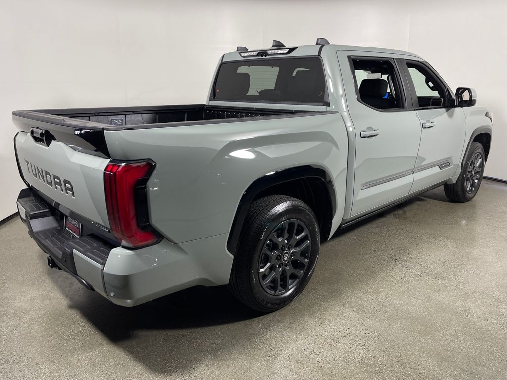 New 2026 Toyota Tundra i-FORCE MAX Platinum PLATINUM CREWMAX 5.5
