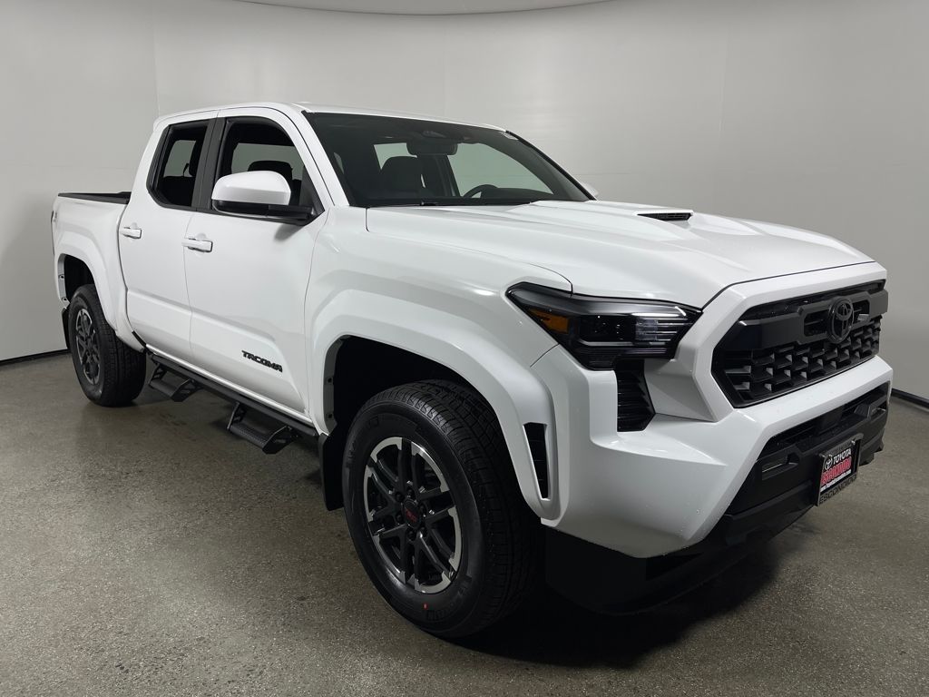 2026 Toyota Tacoma TRD Sport's photo