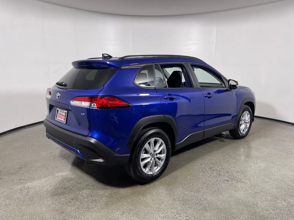 Used 2025 Toyota Corolla Cross LE SUV