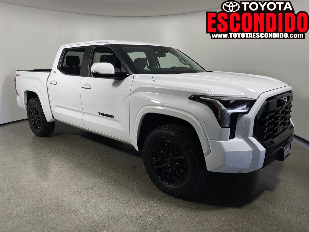 2022 Toyota Tundra Truck CrewMax 