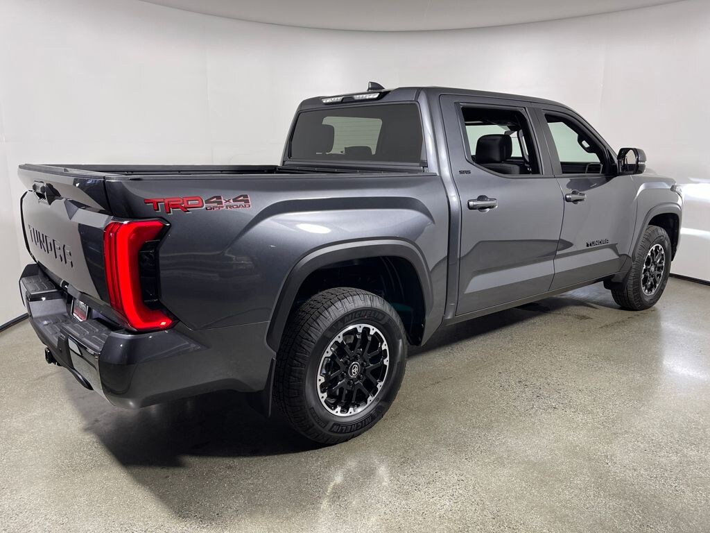New 2026 Toyota Tundra SR5 SR5 CREWMAX 5.5