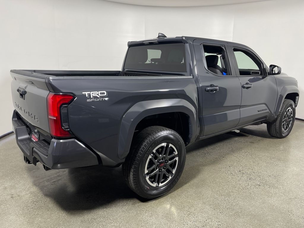 2025 Toyota Tacoma TRD Sport 4x4 Double Cab photo 3