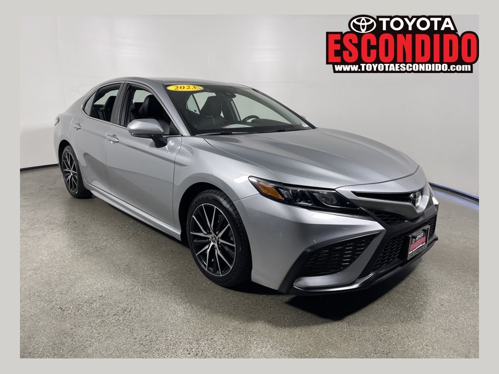 2023 Toyota Camry Sedan 