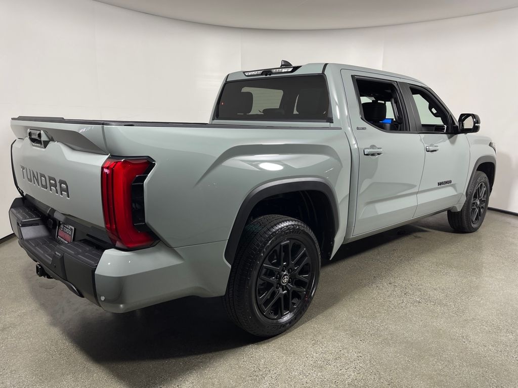 New 2026 Toyota Tundra Limited LIMITED CREWMAX 5.5