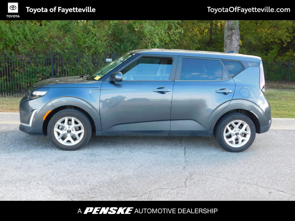 Used 2024 Kia Soul LX Hatchback