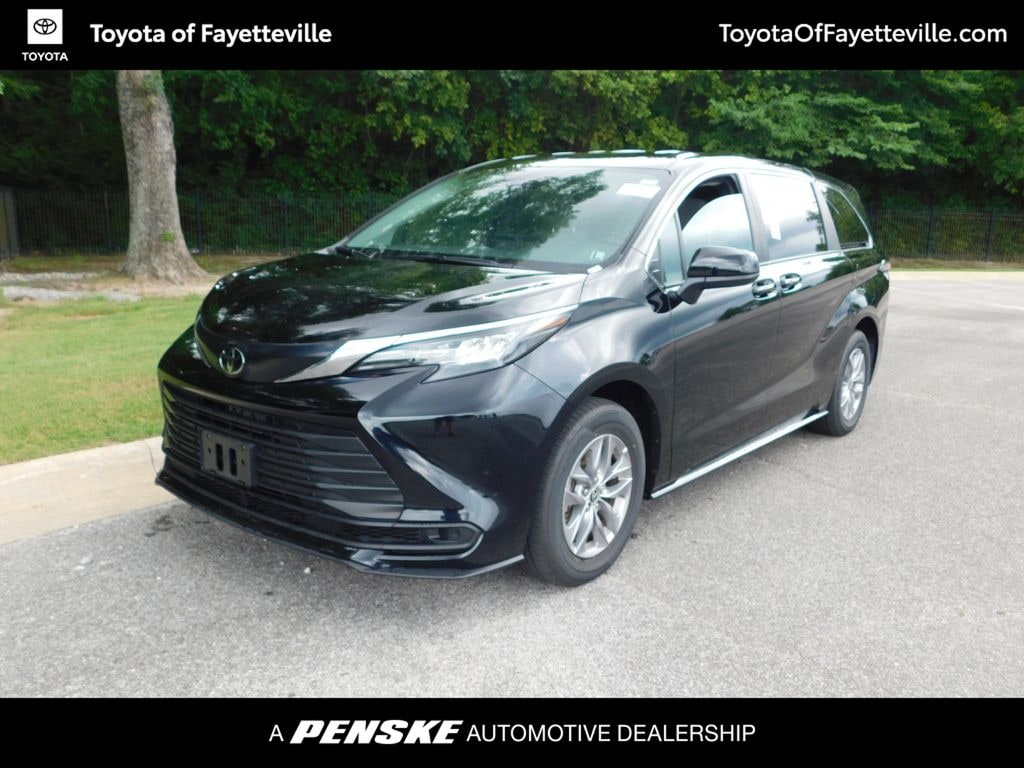 Used 2026 Toyota Sienna LE Van Passenger Van